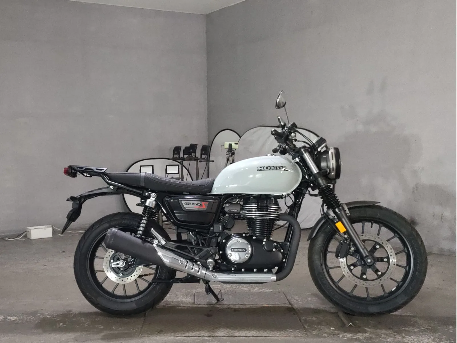 Honda GB350S 2024 года с японского аукциона JBA