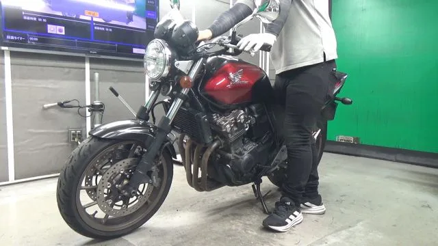 Honda CB400SFV-4ABS с аукциона BDS, кадр 2