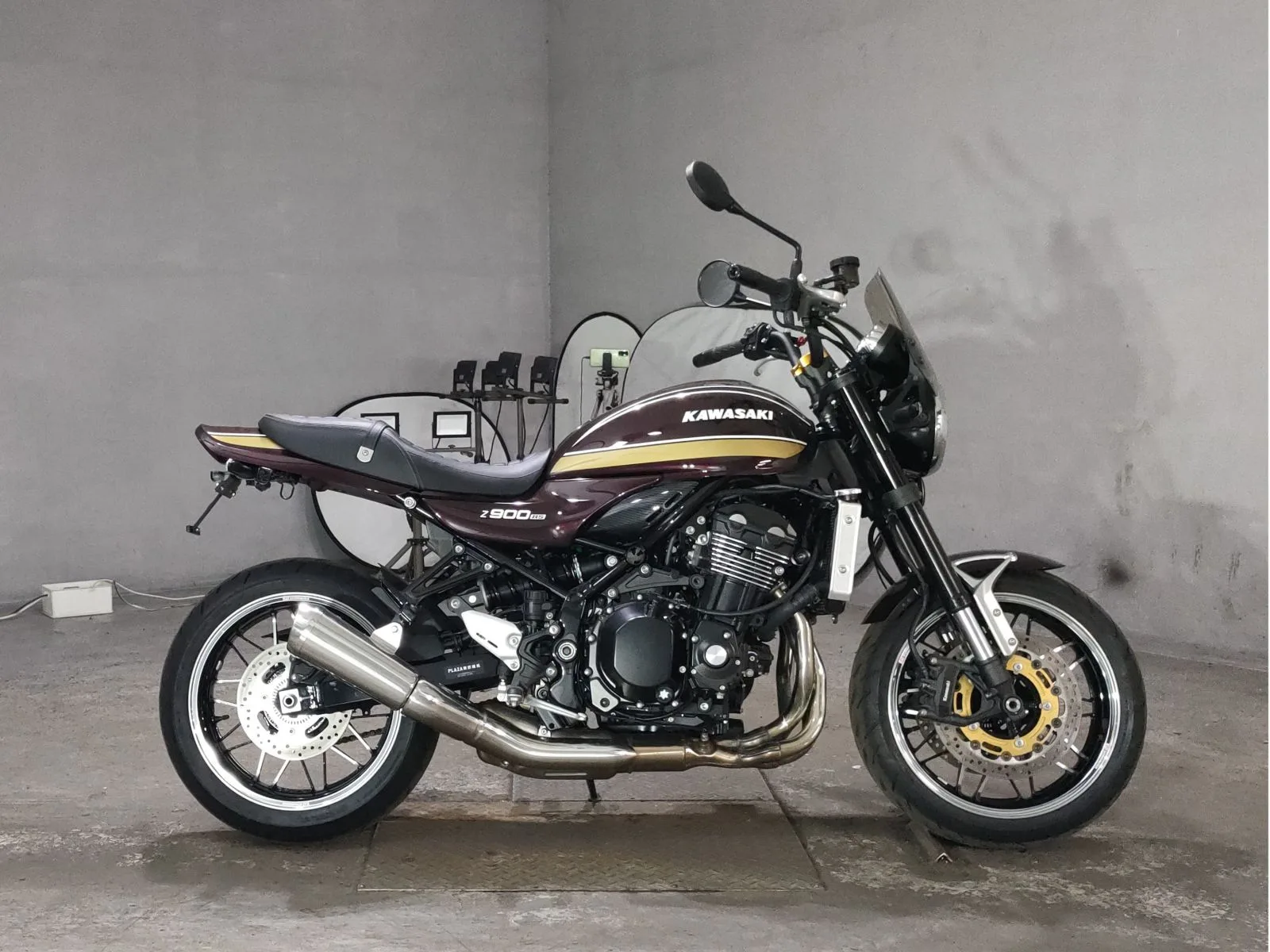 Kawasaki Z900RS из Японии