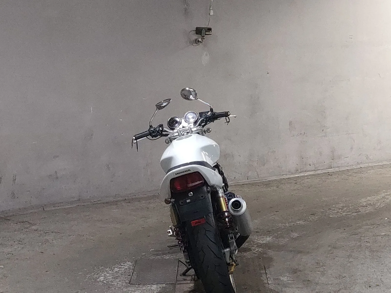 Honda CB400SFV с аукциона JBA, кадр 4