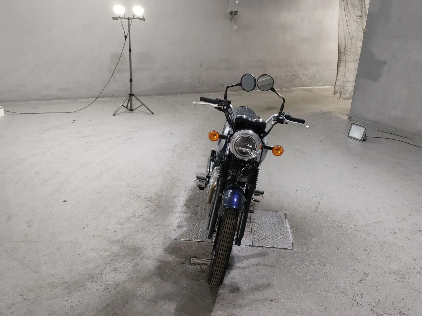 Kawasaki W230 с аукциона JBA, кадр 3