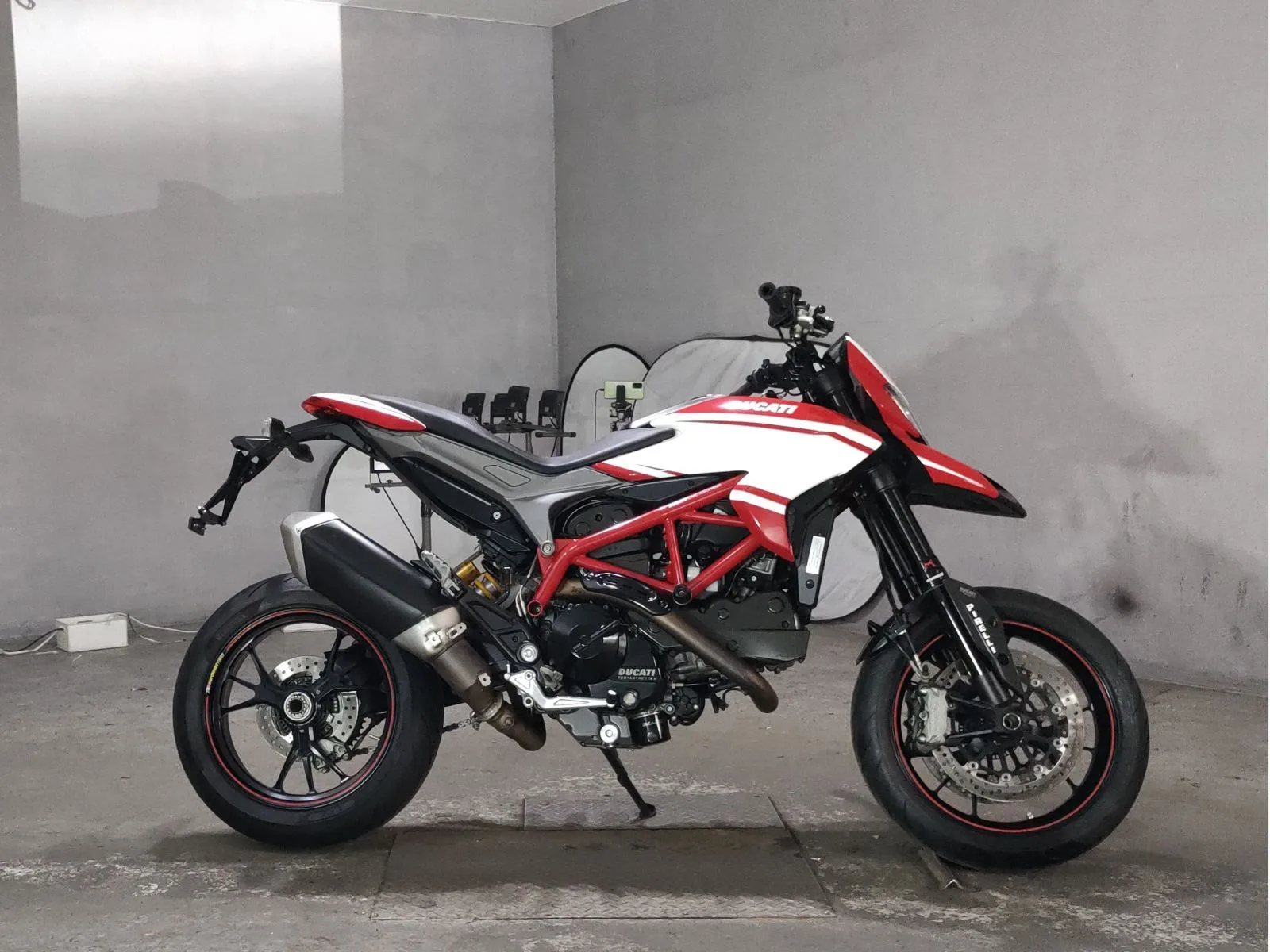 Ducati HYPERMOTARD 820SP с аукциона JBA, кадр 1