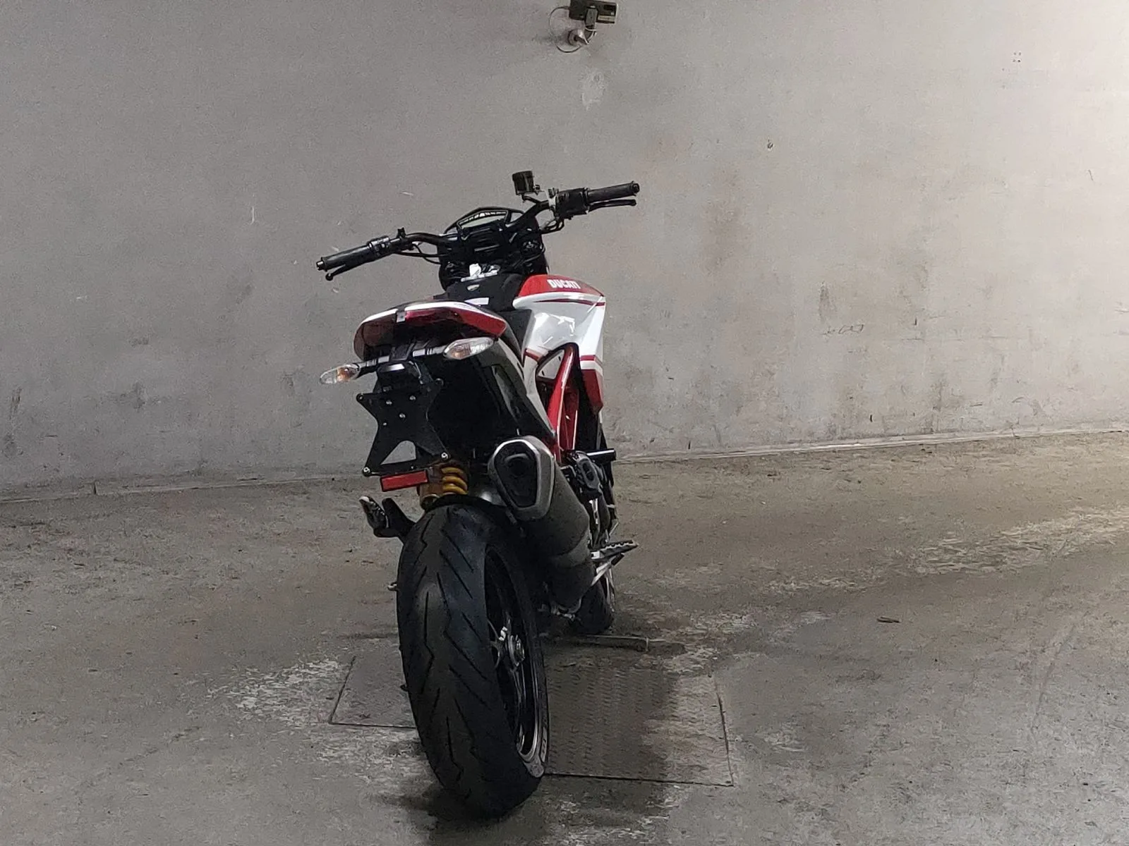 Ducati HYPERMOTARD 820SP с аукциона JBA, кадр 4