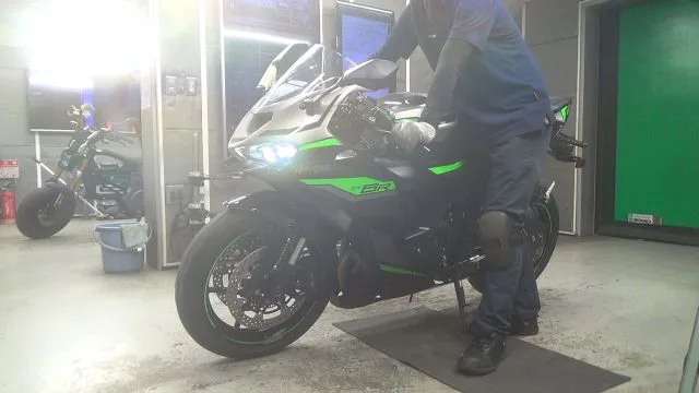 Kawasaki ZX-6RA с аукциона BDS, кадр 2
