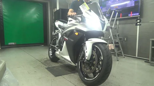 Honda CBR600RR с аукциона BDS, кадр 1