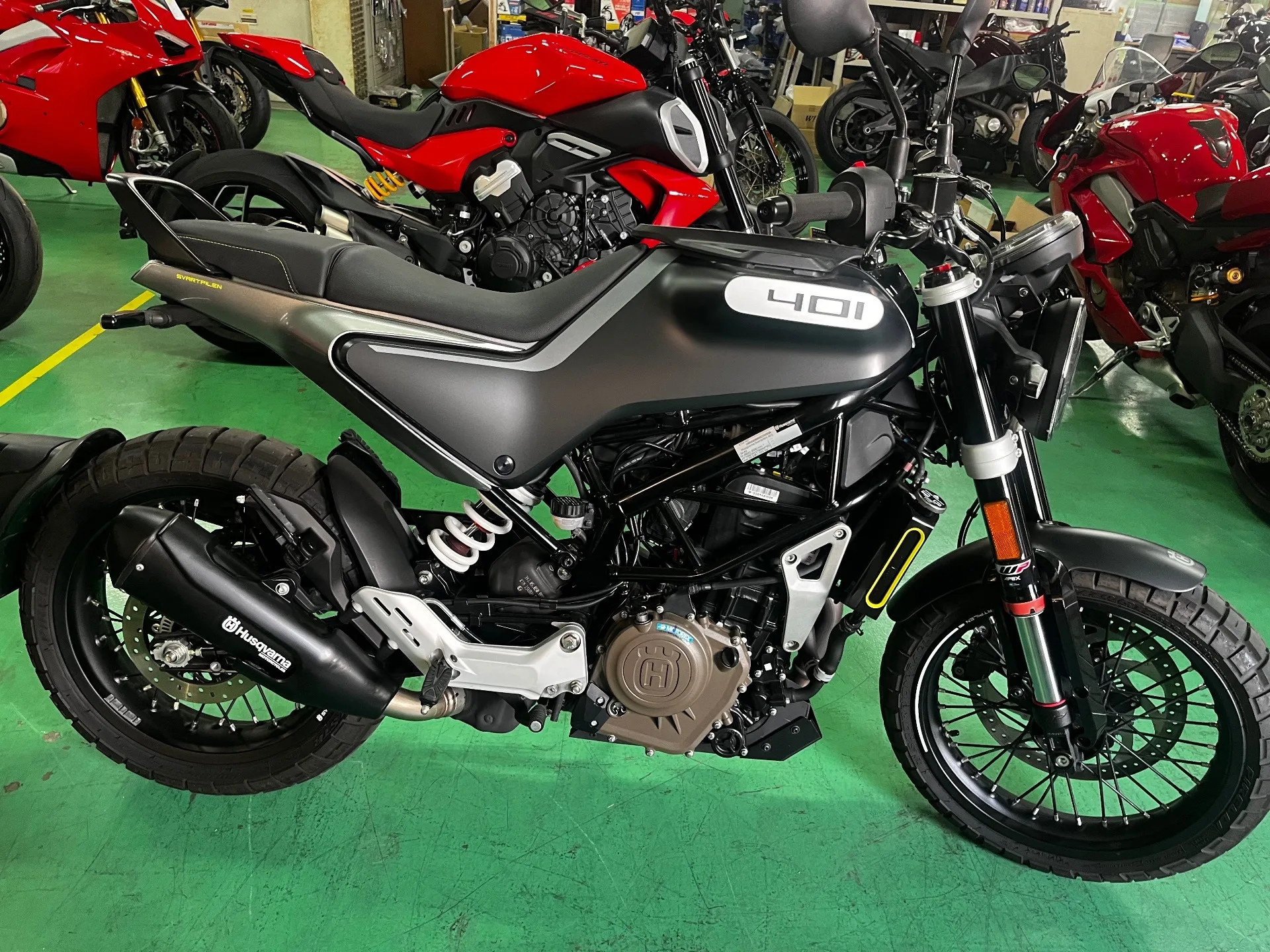 Другие марки HUSQUARNA SVARTPILEN401 с аукциона AUCNET, кадр 1