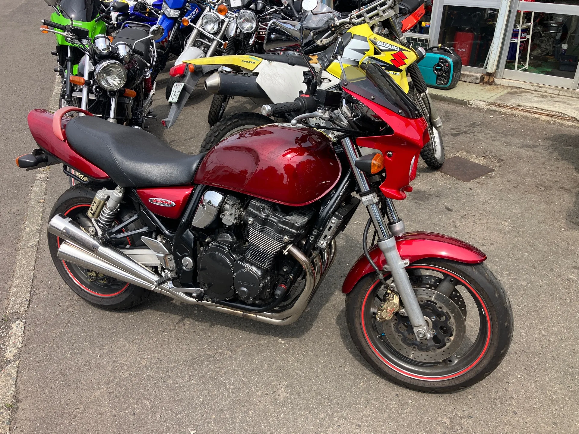 Suzuki INAZUMA 400 1997 года из Японии