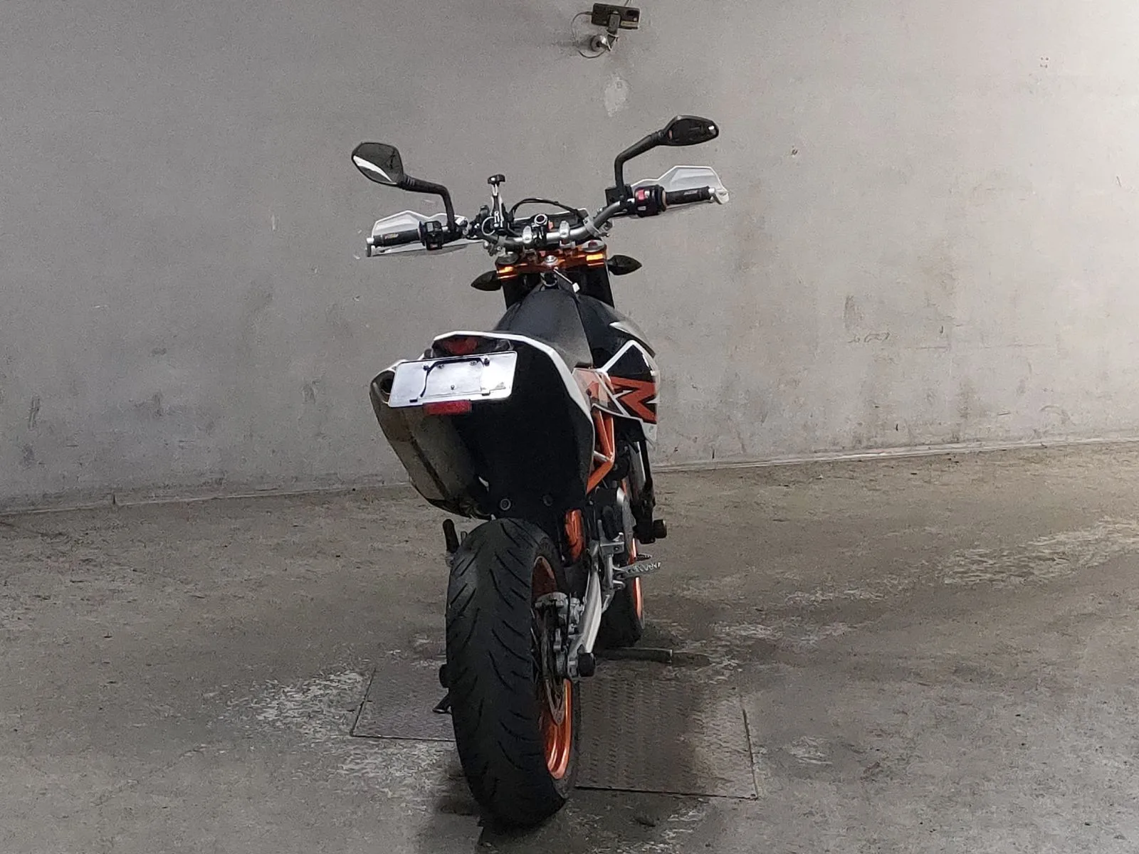KTM 690SMC-R с аукциона JBA, кадр 4