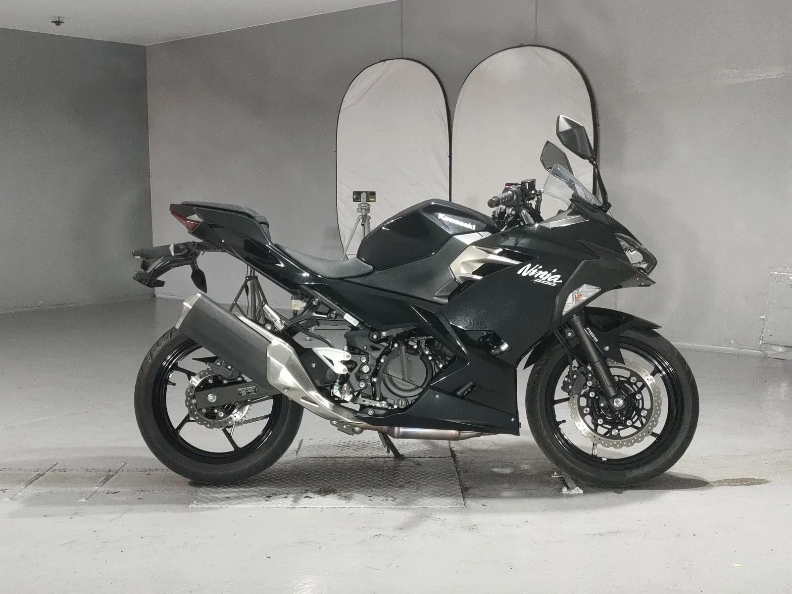 Kawasaki NINJA400 с аукциона JBA, кадр 1