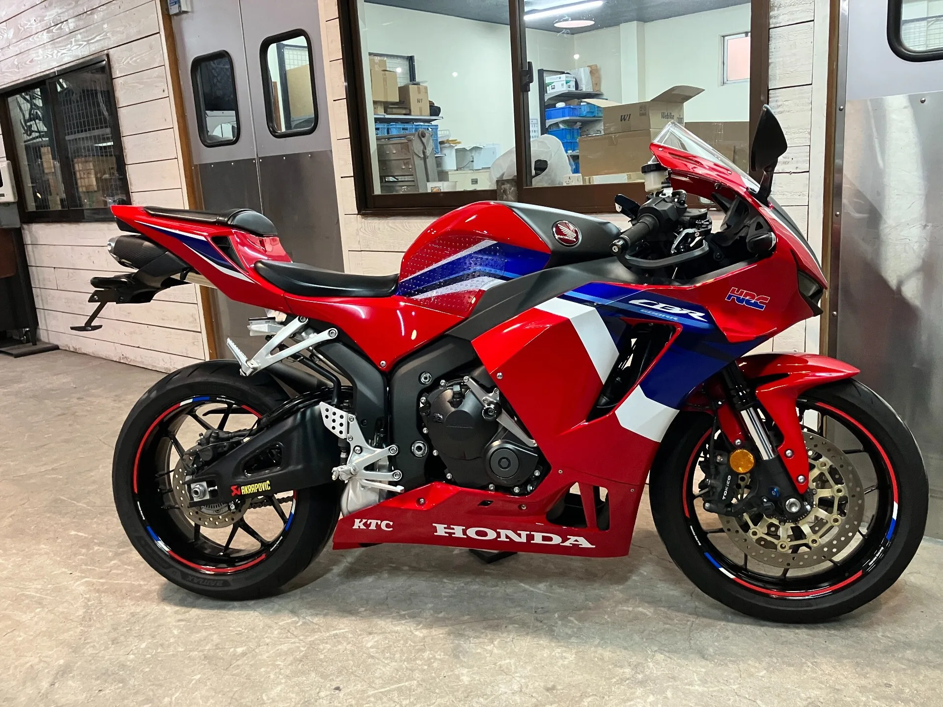 Honda CBR600RR ABS с аукциона AUCNET, кадр 1