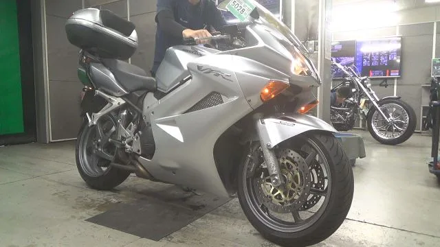 Honda VFR800 2005 года из Японии