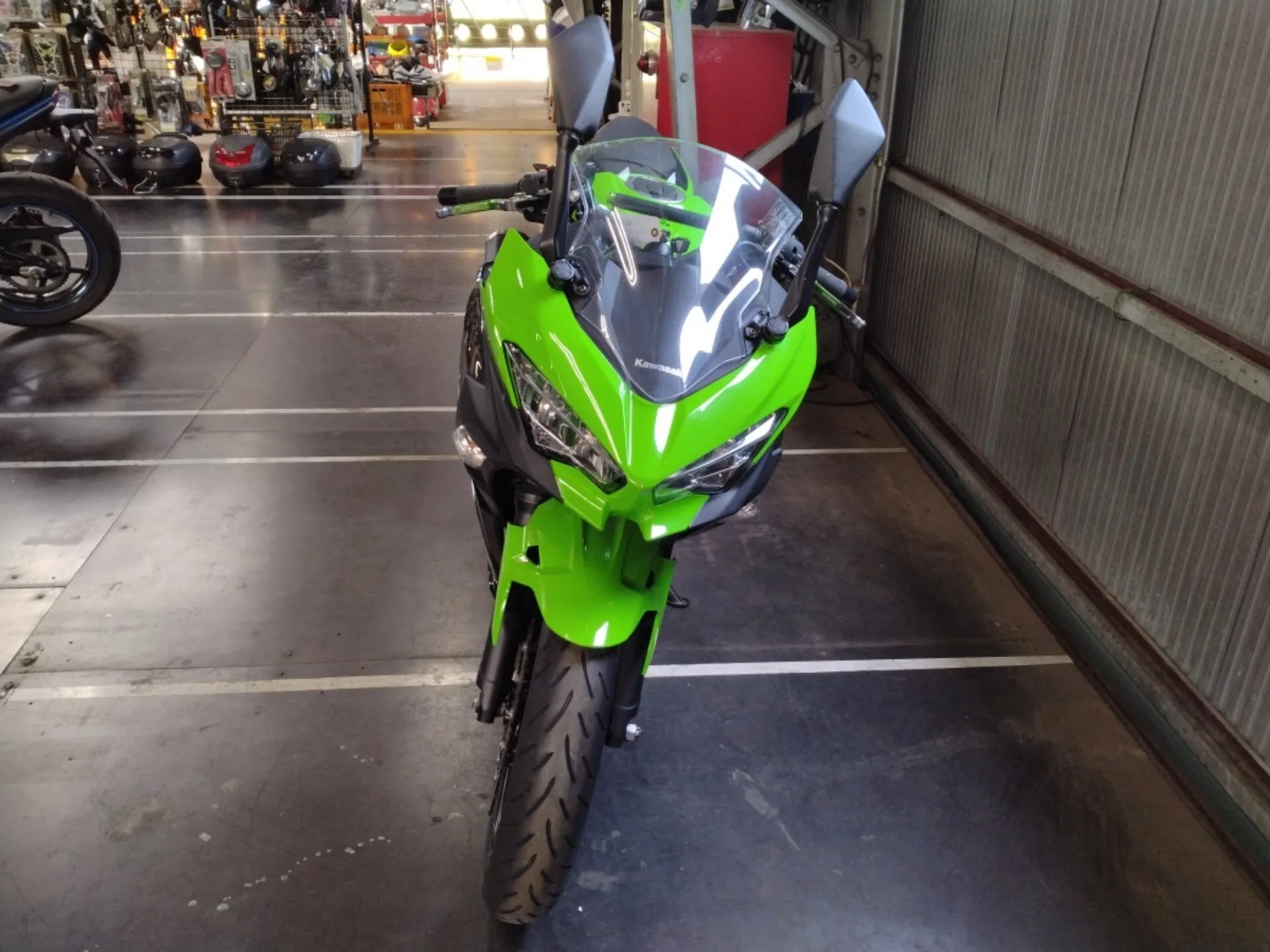 Kawasaki Ninja 400 KRT ED с аукциона AUCNET, кадр 3