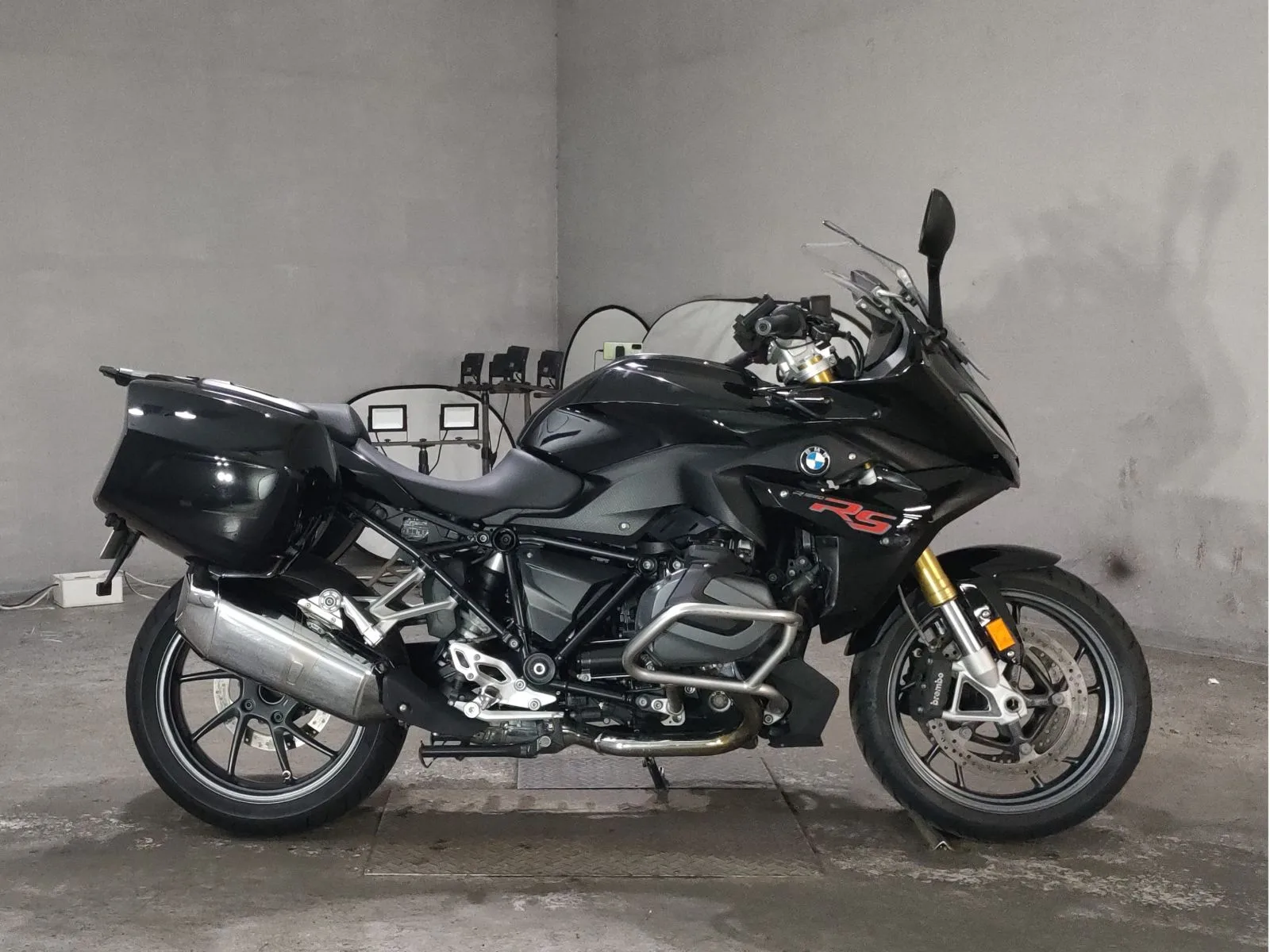 BMW R1250RS 2022 года из Японии