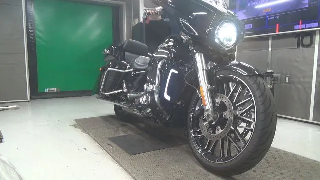 Harley-Davidson FLHXS1690 с аукциона BDS, кадр 1