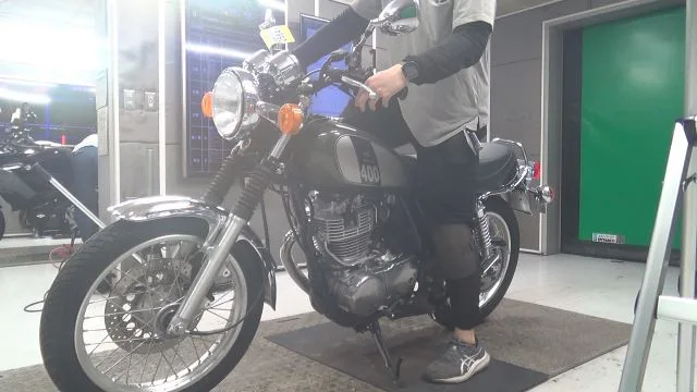 Yamaha SR400 с аукциона BDS, кадр 2