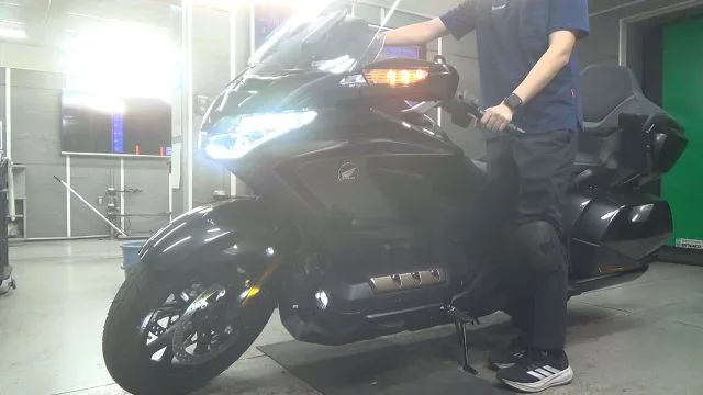 Honda GL1800 TOUR D с аукциона BDS, кадр 2