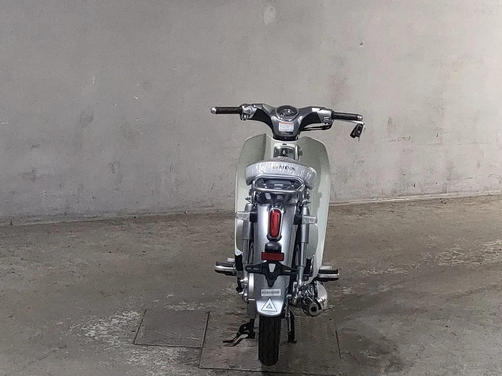 Honda SUPER CUB C125 с аукциона JBA, кадр 4