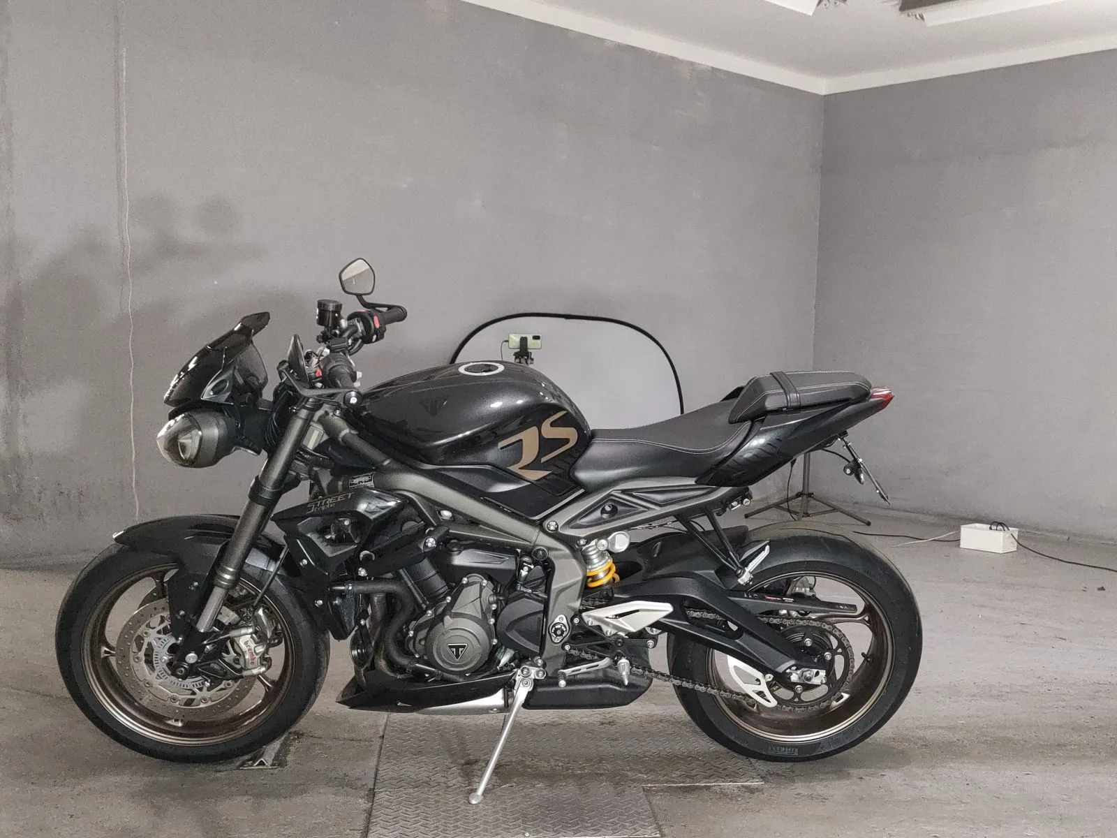 Triumph STREET TRIPLE RS с аукциона JBA, кадр 2