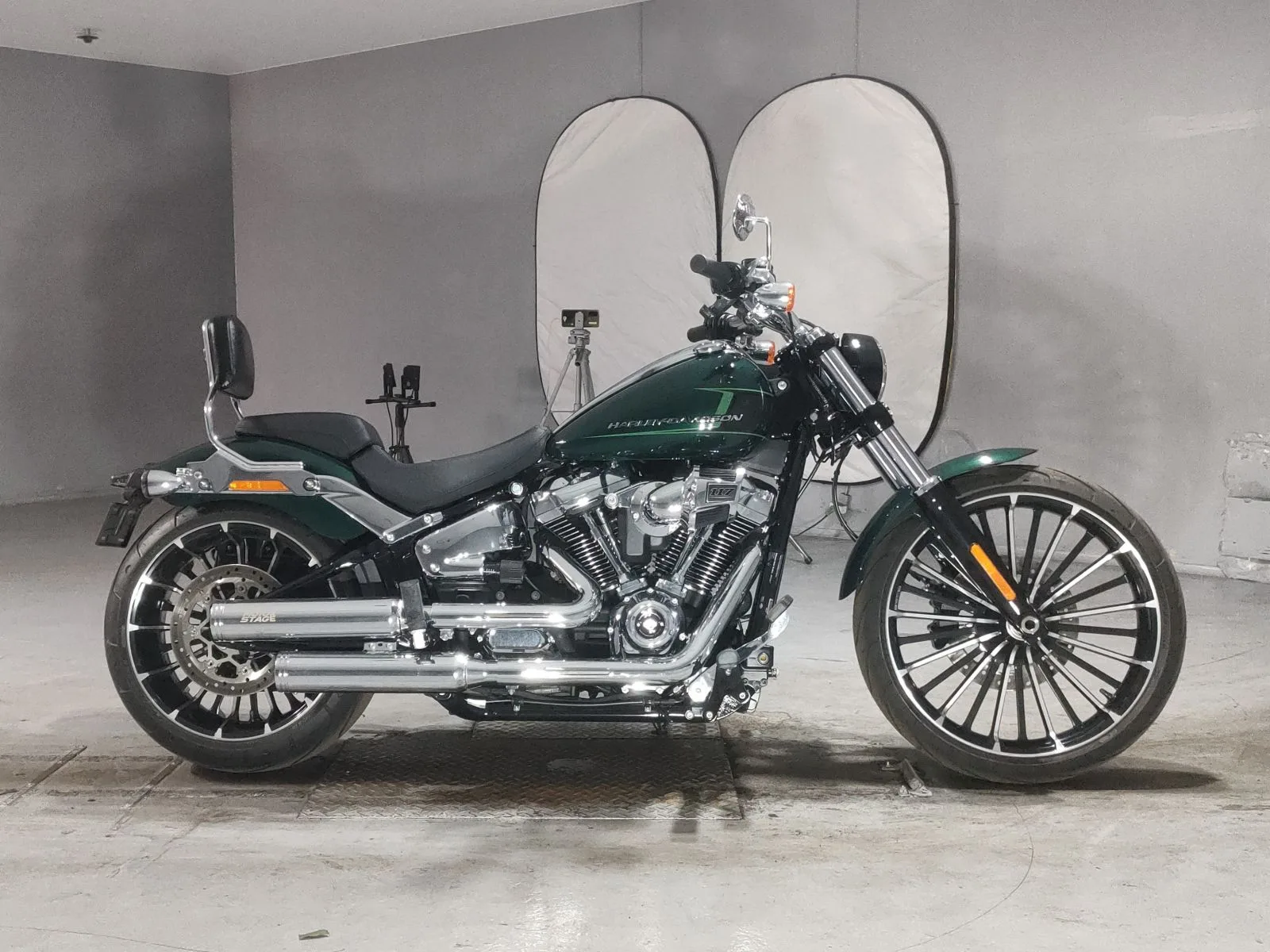 Harley-Davidson FXBR1920 2024 года с японского аукциона JBA