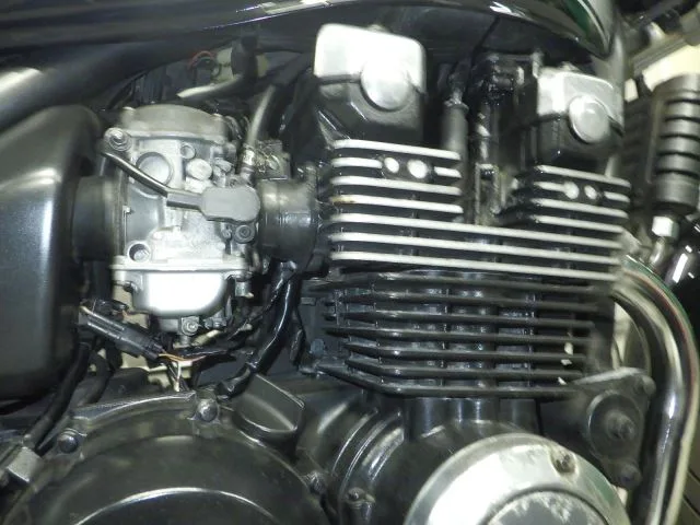 Kawasaki ZEPHYR400K с аукциона BDS, кадр 4