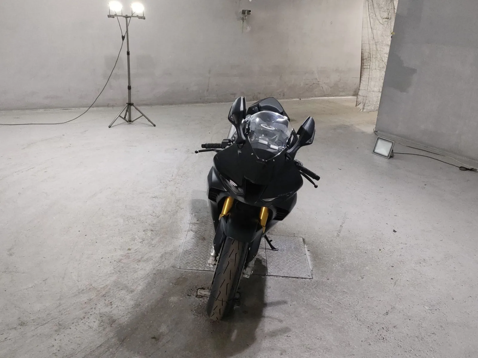 Honda CBR1000RR-R SP с аукциона JBA, кадр 3