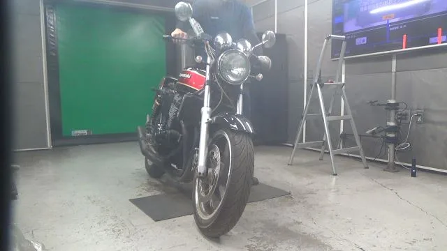 Kawasaki ZRX с аукциона BDS, кадр 1