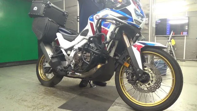 Honda CRF1100L AFRICA TWIN D 2019 года из Японии