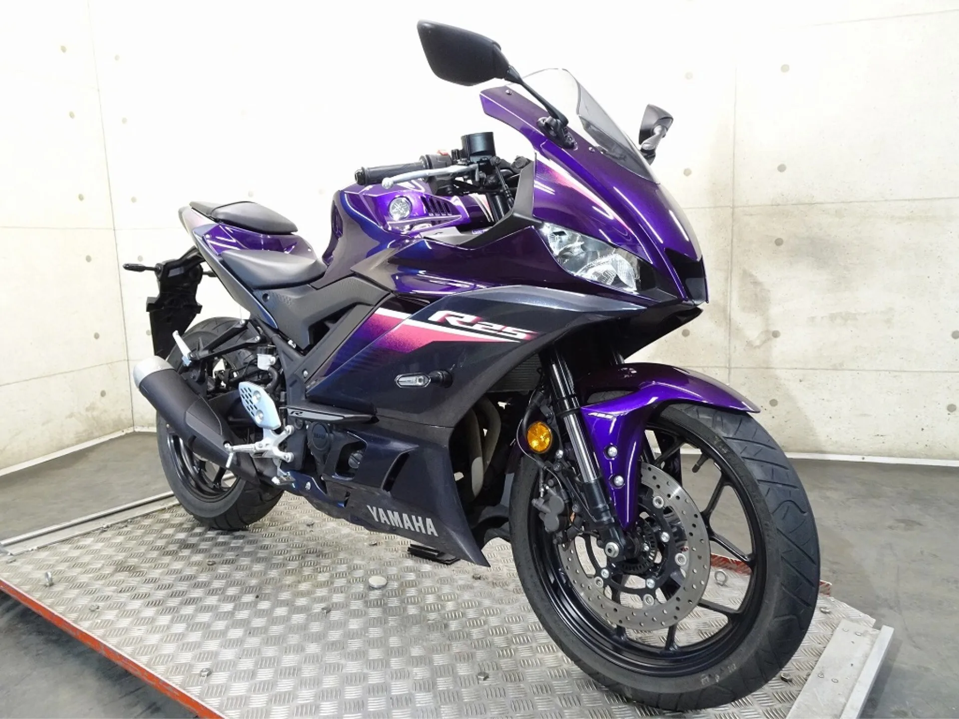 Yamaha YZF-R25 с аукциона AUCNET, кадр 8