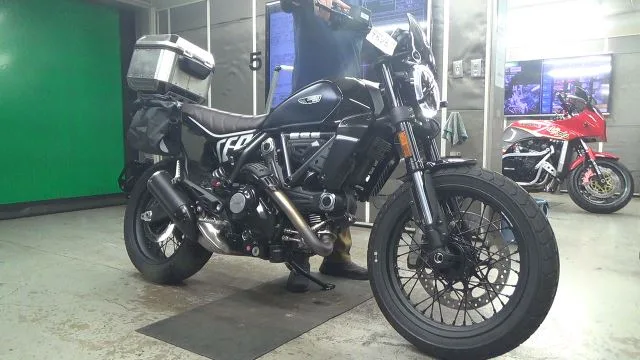 Ducati SCRAMBLER NIGHT SHIFT 2026 года из Японии