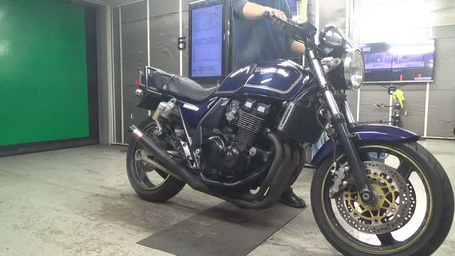 Kawasaki ZRX 2000 года из Японии