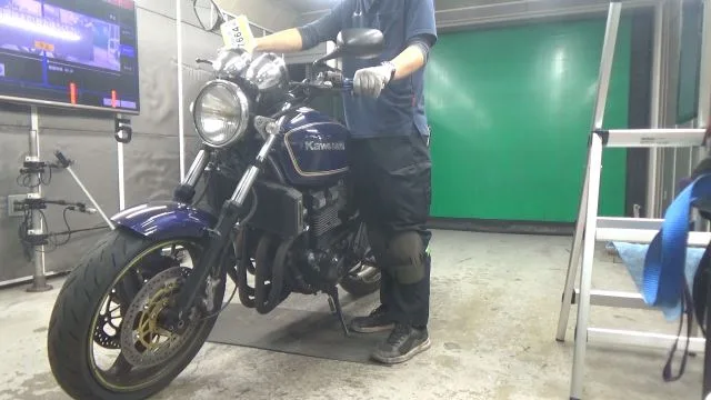 Kawasaki ZRX с аукциона BDS, кадр 2