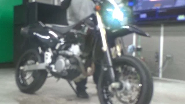 Suzuki DR-Z400SM 2010 года из Японии
