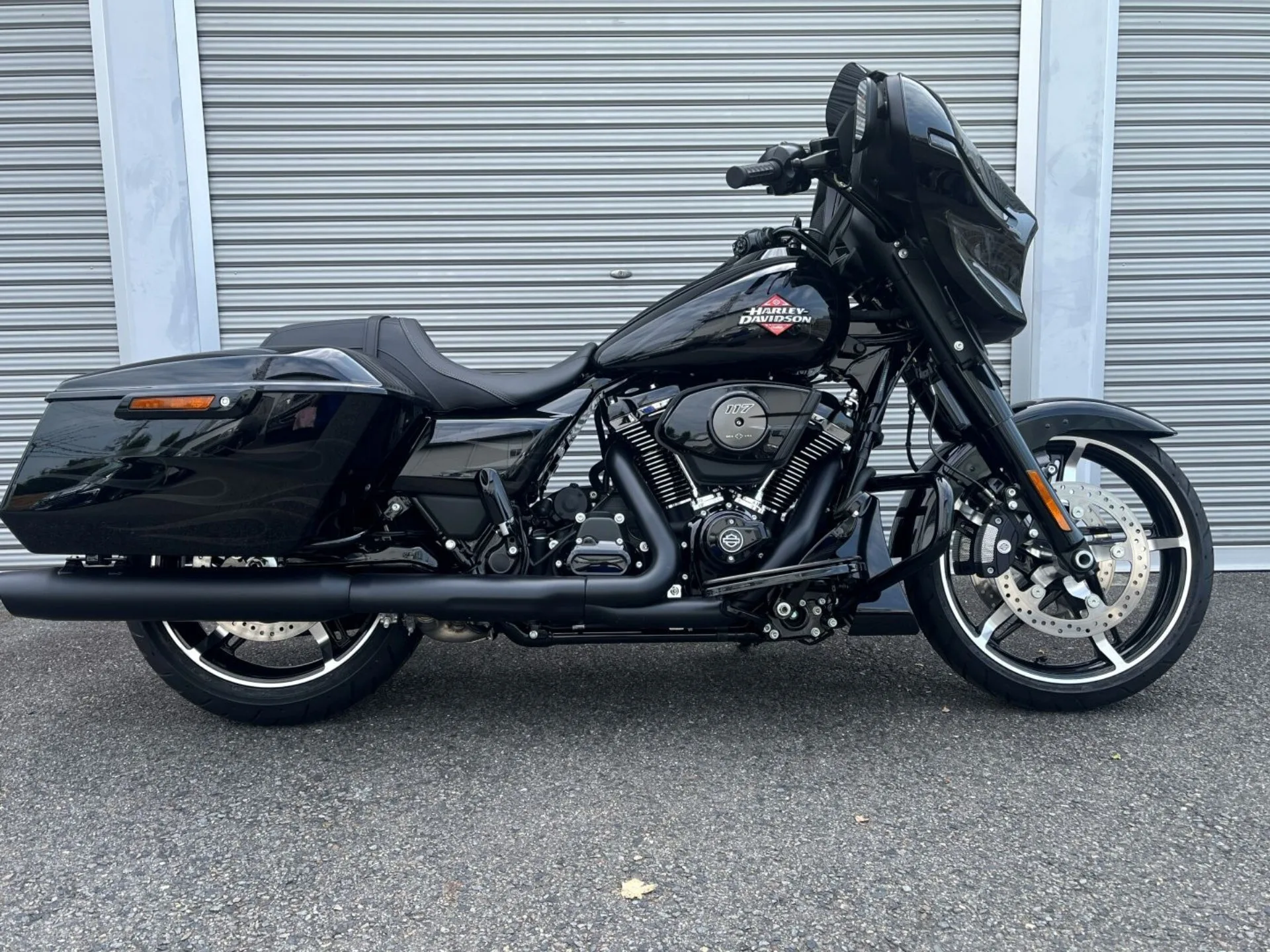 Harley-Davidson FLHX1580 2026 года из Японии