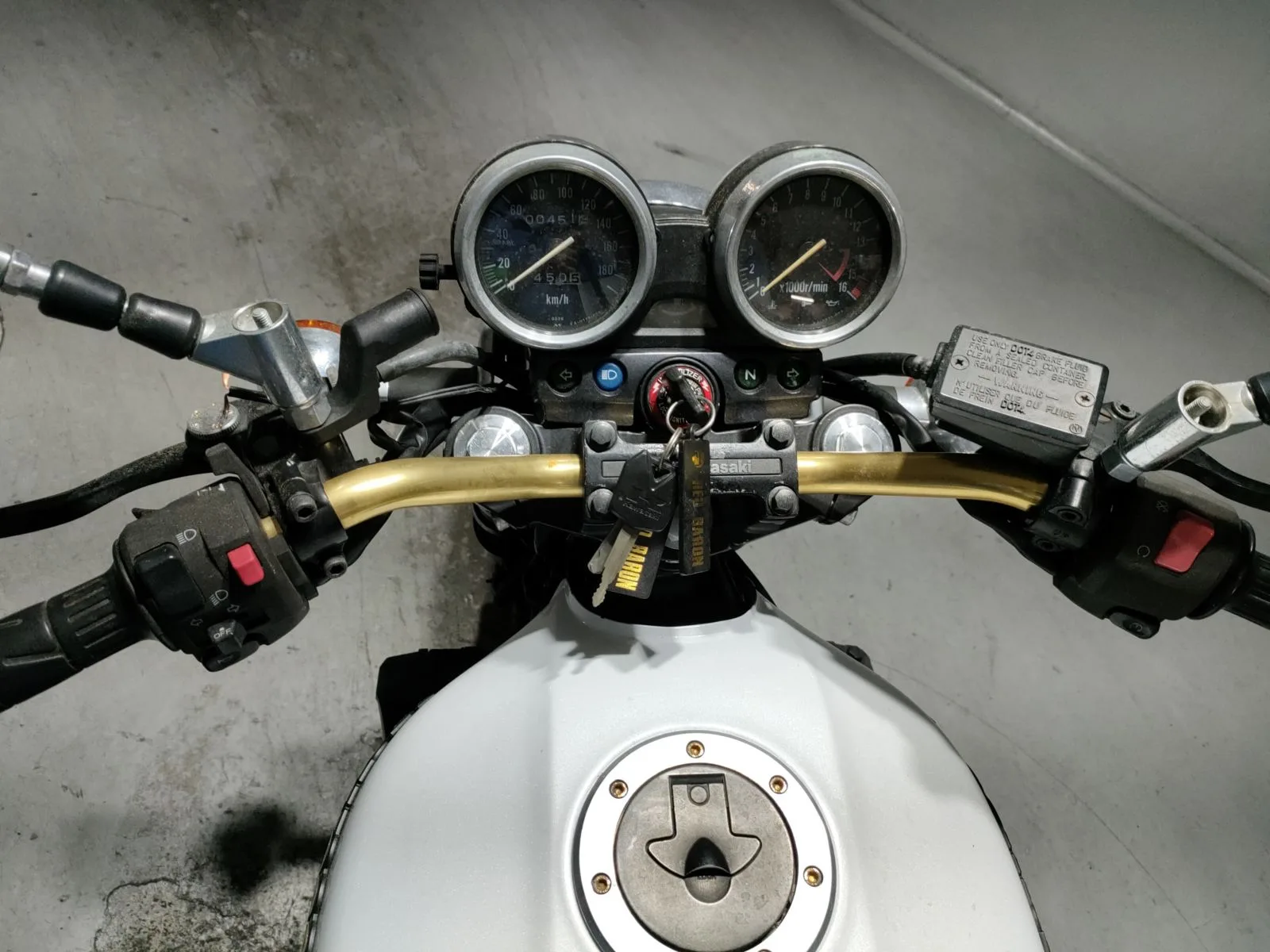 Kawasaki ZRX400 с аукциона JBA, кадр 5