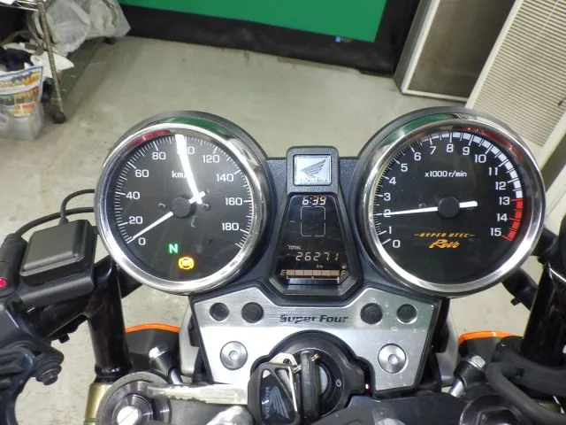 Honda CB400SFV-4ABS с аукциона BDS, кадр 9