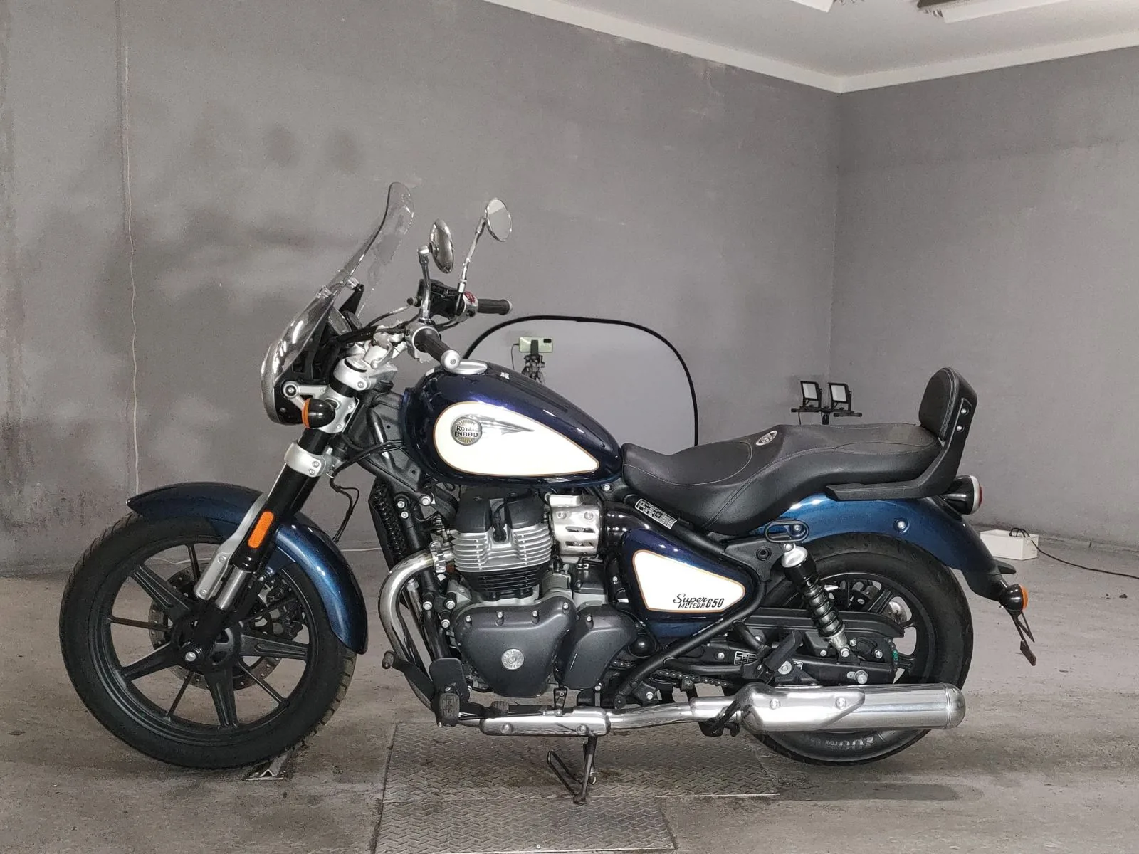 Другие марки R ENFIELD SUPER METEOR 650 с аукциона JBA, кадр 2