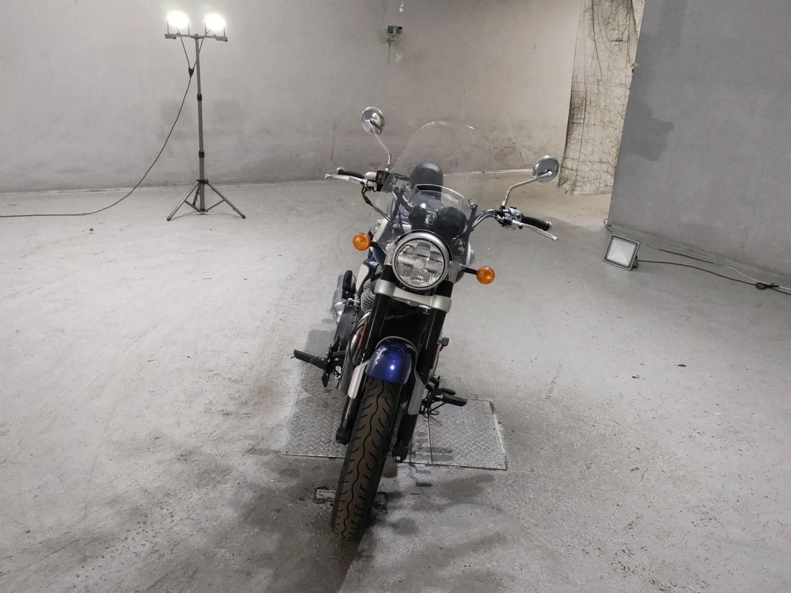 Другие марки R ENFIELD SUPER METEOR 650 с аукциона JBA, кадр 3