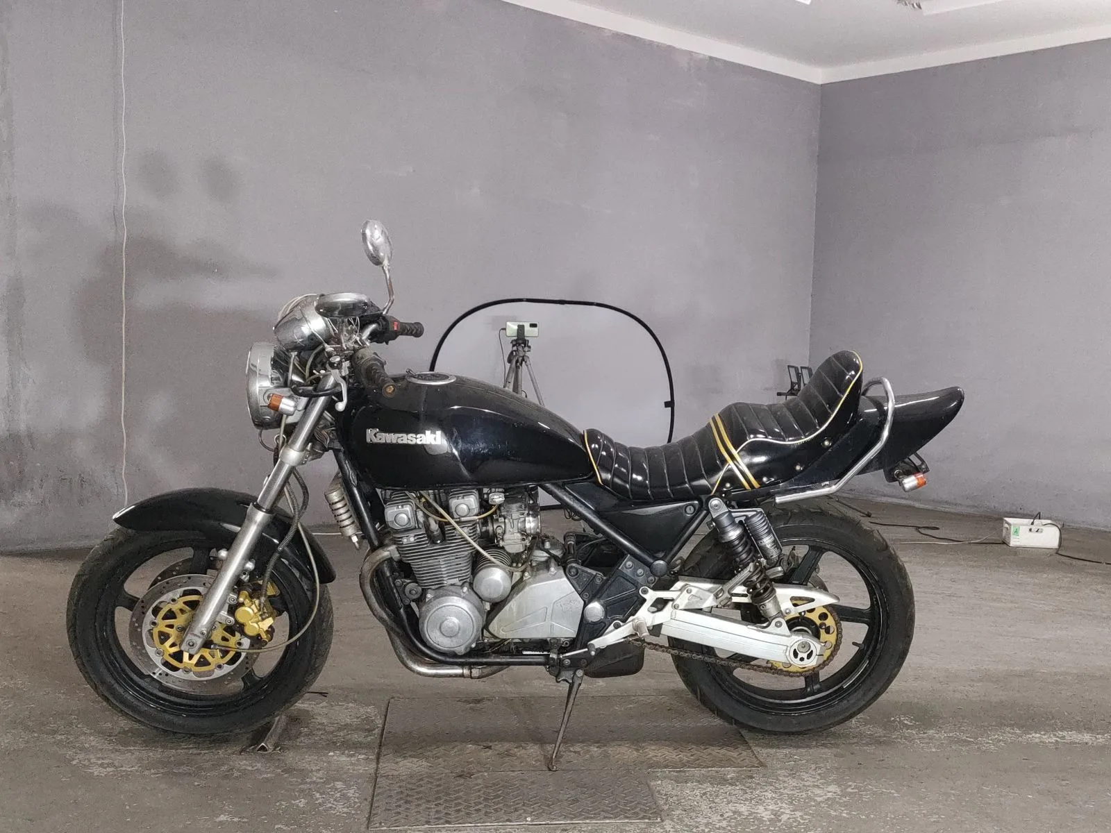 Kawasaki ZEPHYR400 с аукциона JBA, кадр 2