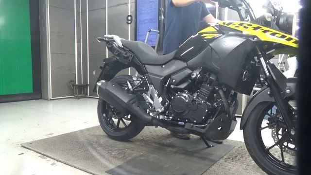 Suzuki V STROM 250 года из Японии
