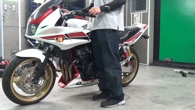 Honda CB400SFV-4 BOLDOR с аукциона BDS, кадр 2