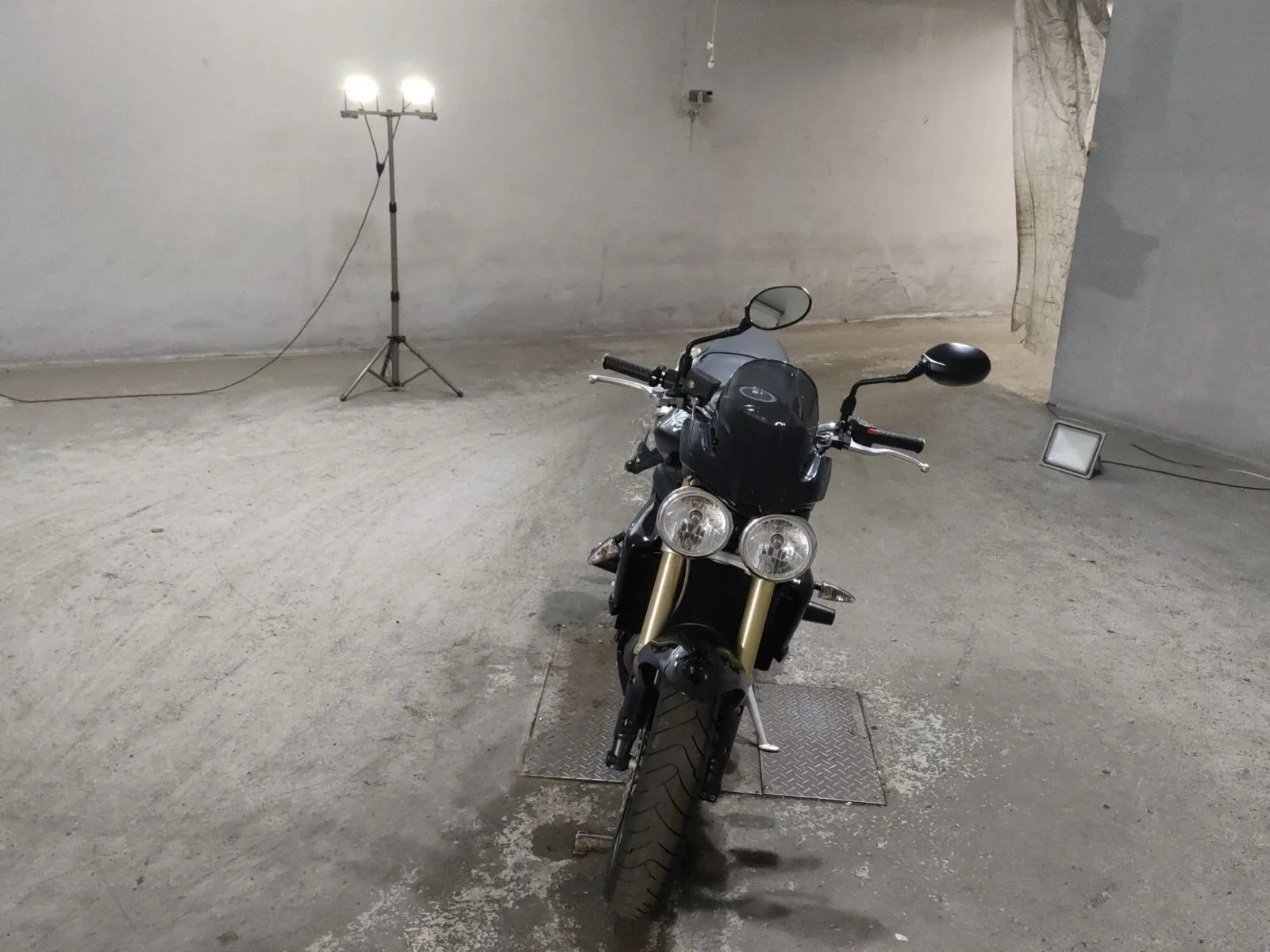 Triumph STREET TRIPLE с аукциона JBA, кадр 3