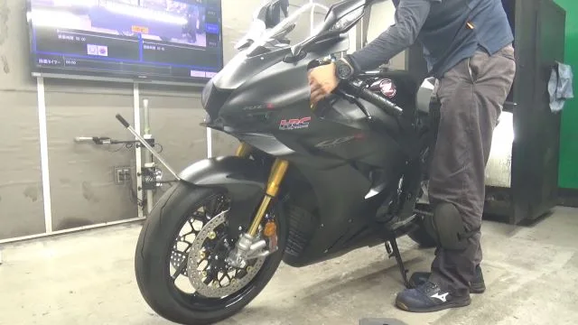 Honda CBR1000RR-RSP с аукциона BDS, кадр 2