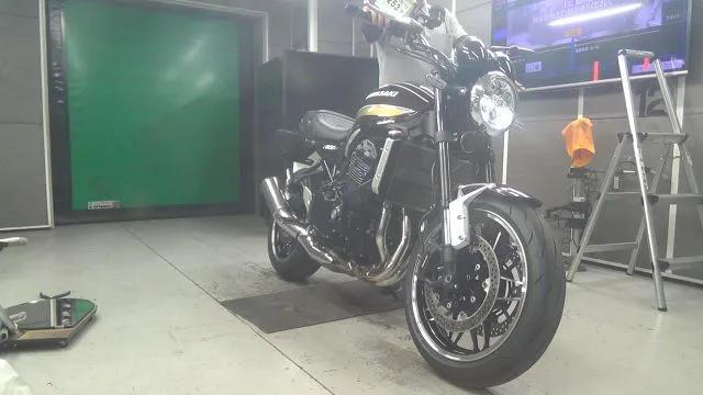 Kawasaki Z900RS 2025 года из Японии