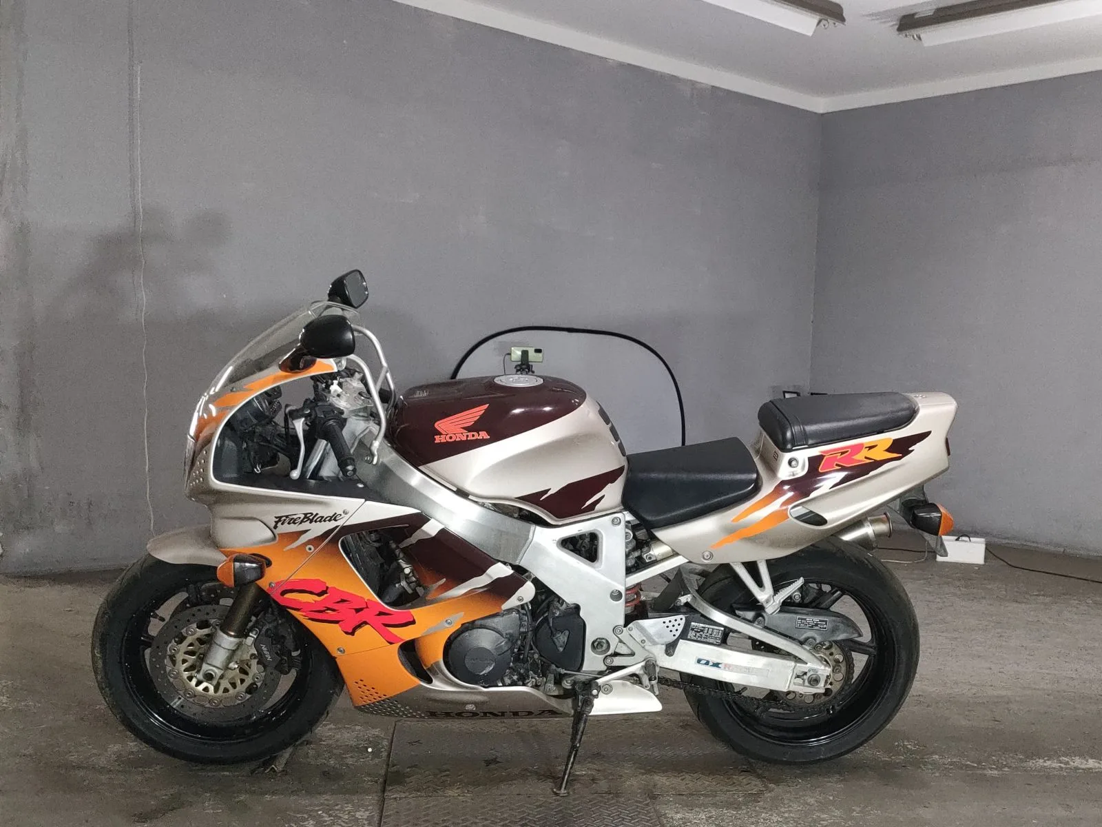 Honda CBR900RR с аукциона JBA, кадр 2