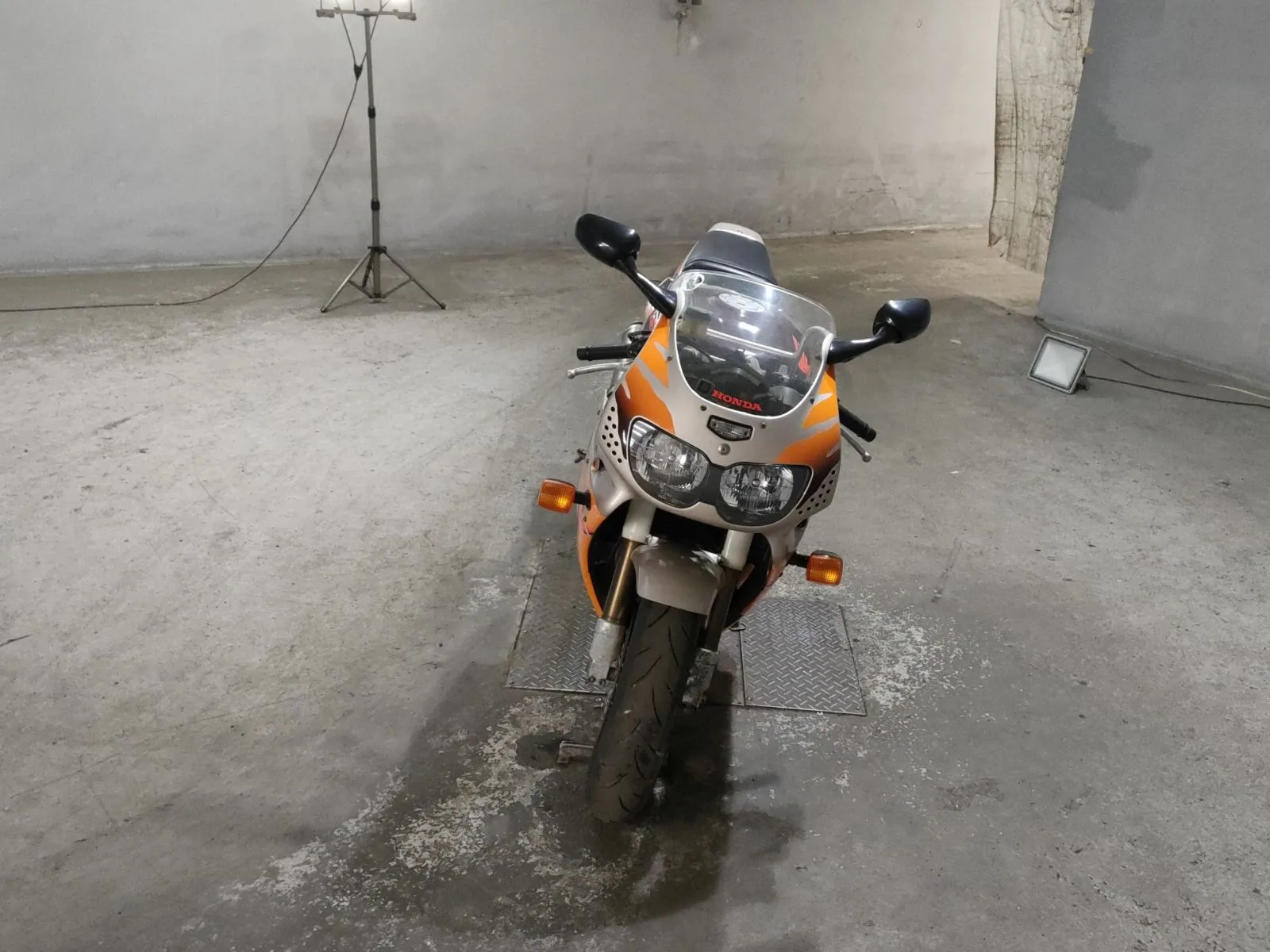 Honda CBR900RR с аукциона JBA, кадр 3
