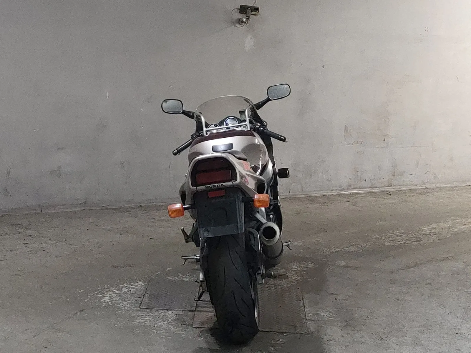 Honda CBR900RR с аукциона JBA, кадр 4
