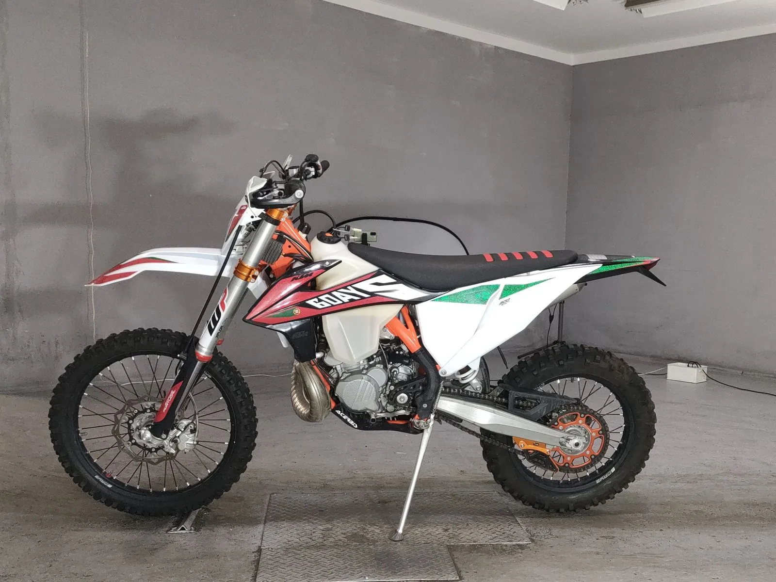 KTM 300EXC SIXDAYS TPI с аукциона JBA, кадр 2