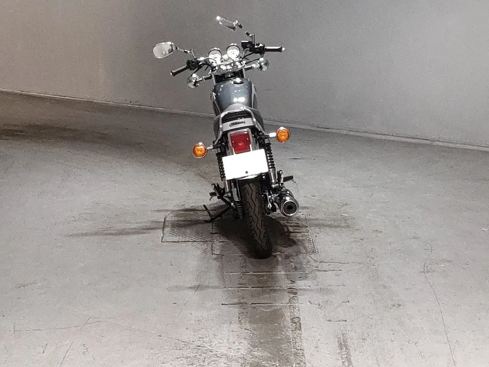 Yamaha SR400 с аукциона JBA, кадр 4