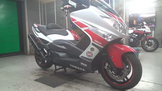 Yamaha T-MAX500 2011 года из Японии