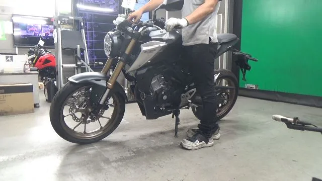Honda CB125R с аукциона BDS, кадр 2